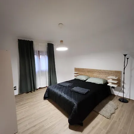 Marina Bay Apartment Salerno